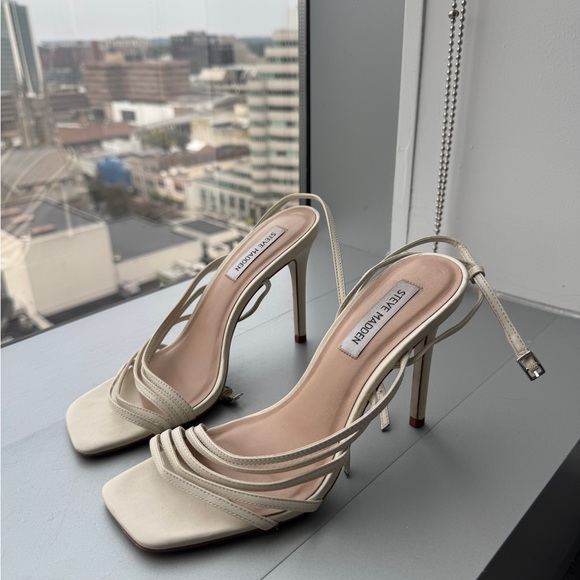Steve Madden Ivory Strappy Heels - Picture 1 of 4